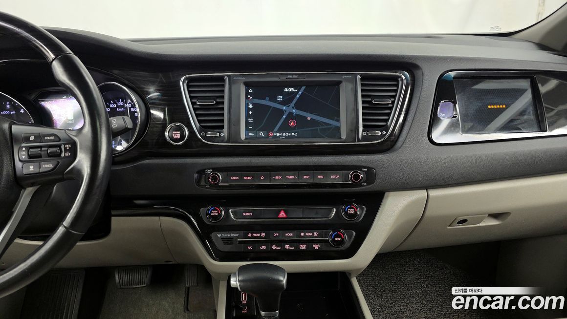 Kia Canival 2019