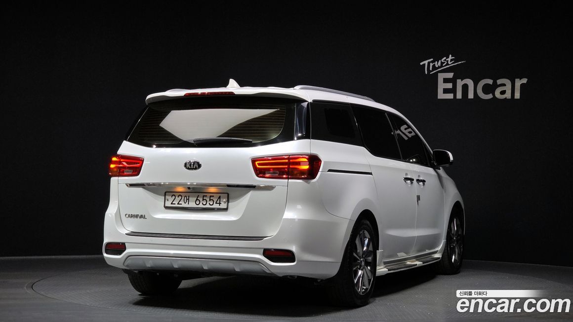 Kia Canival 2019