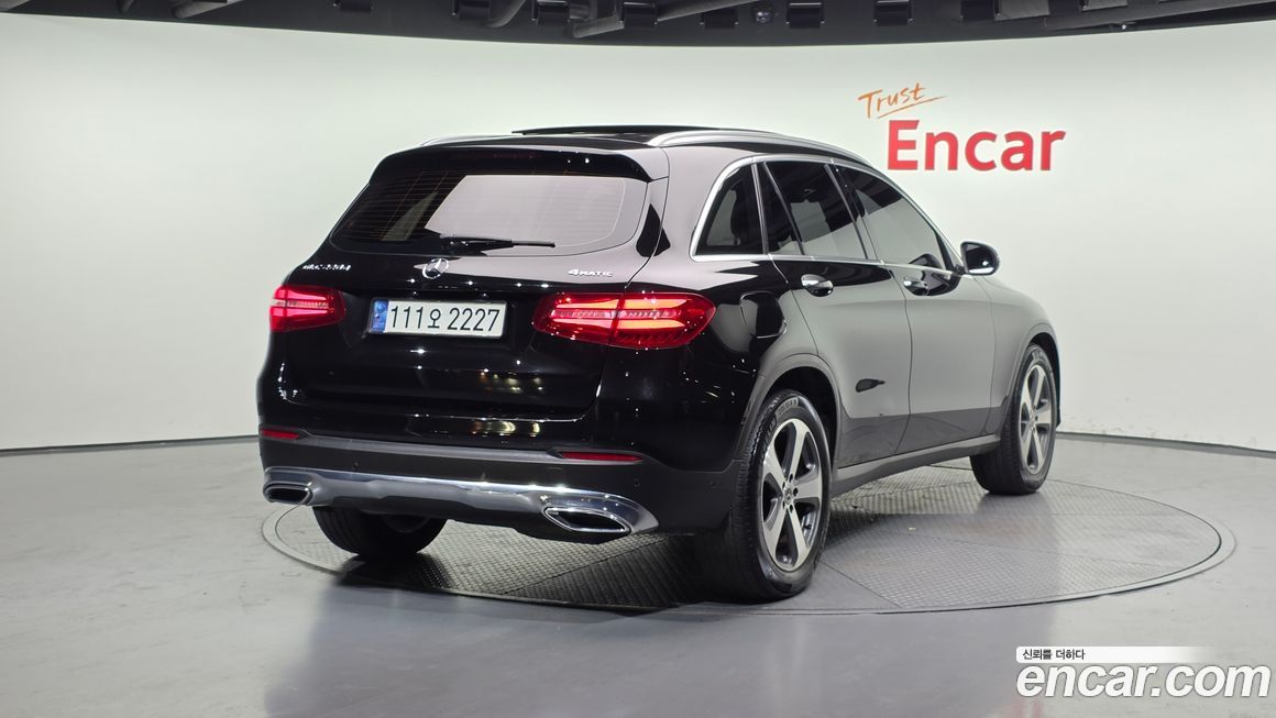 Mercedes-Benz GLC-Class 2018