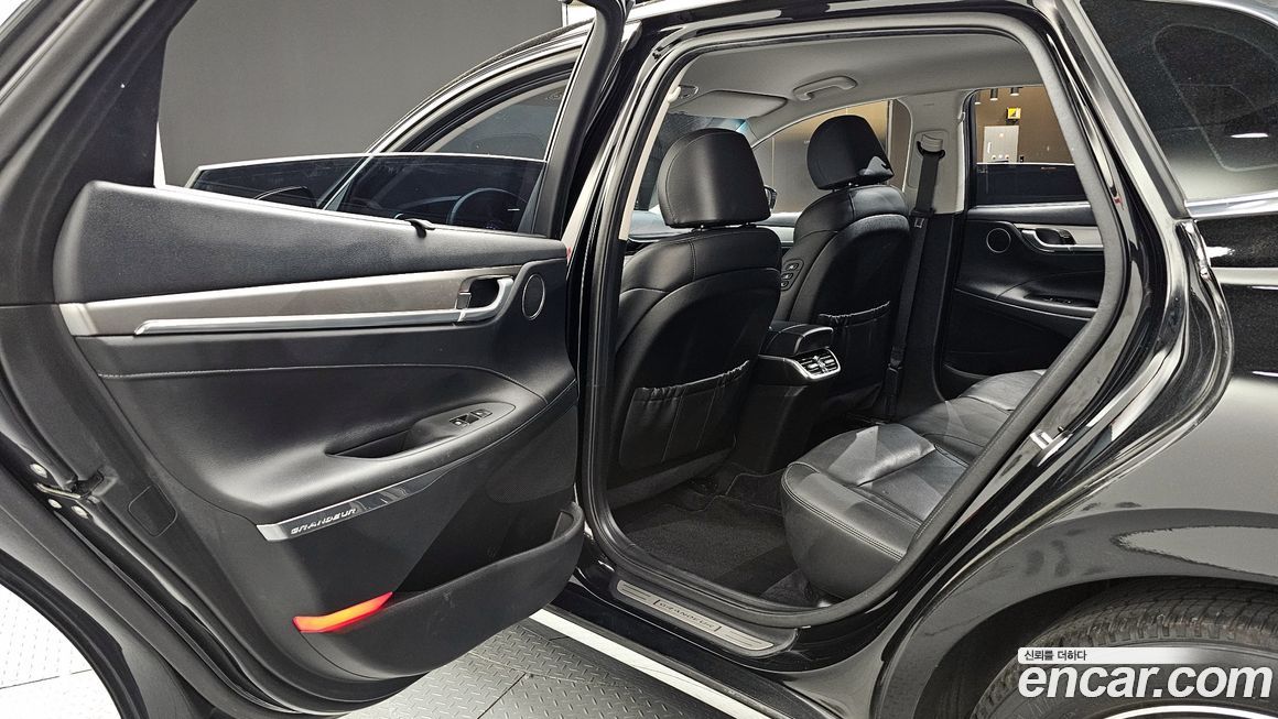 Hyundai Grandeur 2020