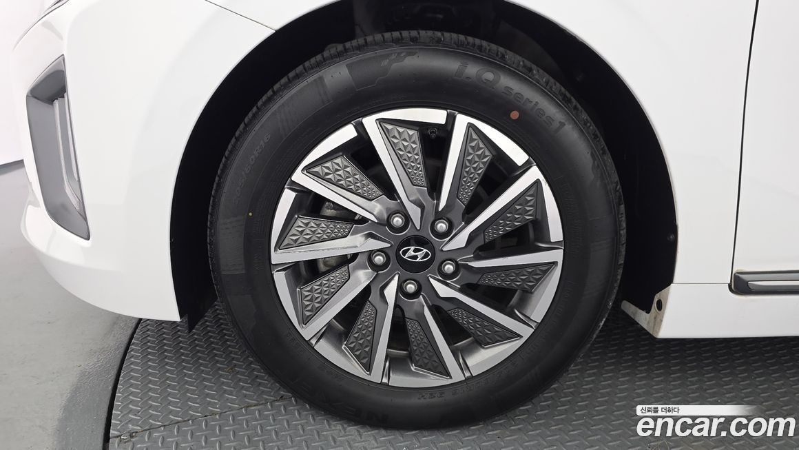 Hyundai Ioniq 2020