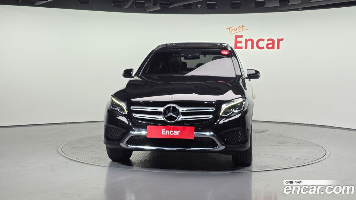 Mercedes-Benz GLC-Class 2018