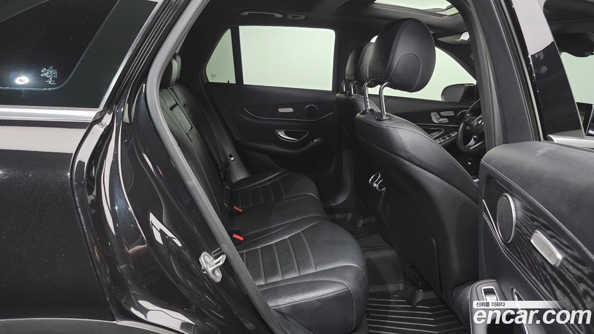 Mercedes-Benz GLC-Class 2018