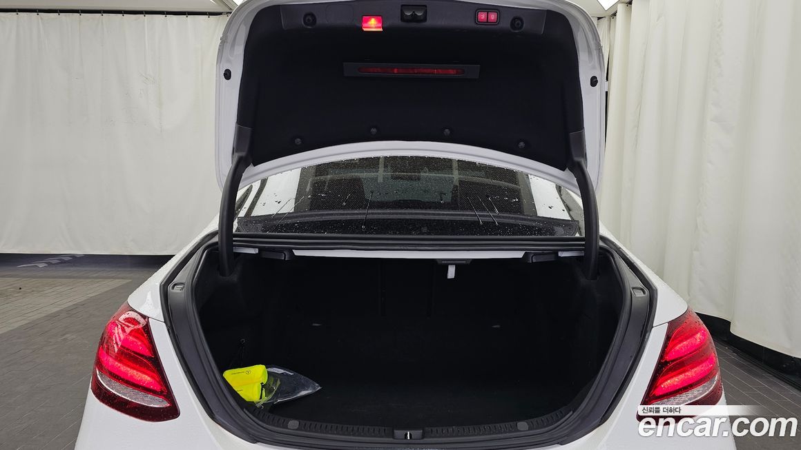 Mercedes-Benz E-Class 2017