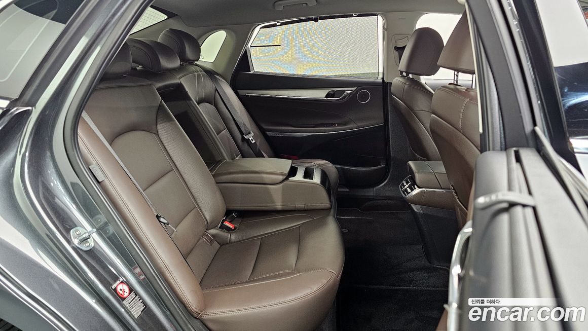 Hyundai Grandeur 2021