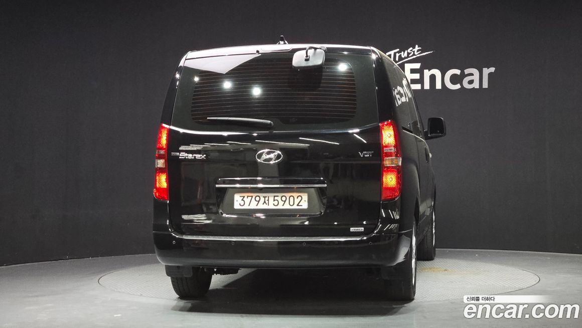 Hyundai Starex 2021