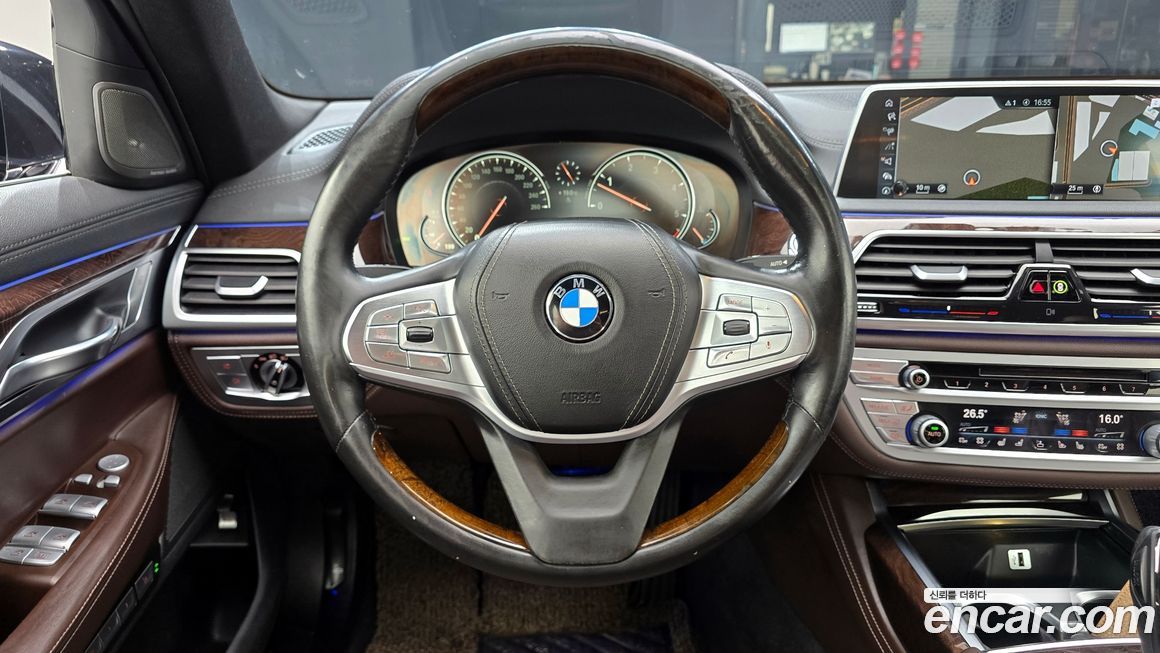 BMW 7-Series 2016