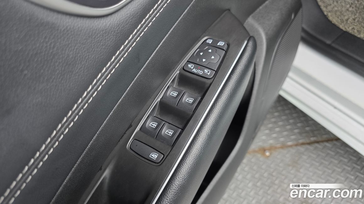 Renault-KoreaSamsung SM6 2023