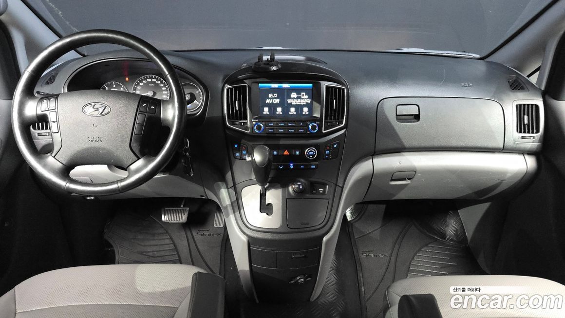 Hyundai Starex 2021