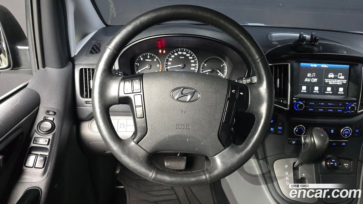 Hyundai Starex 2021