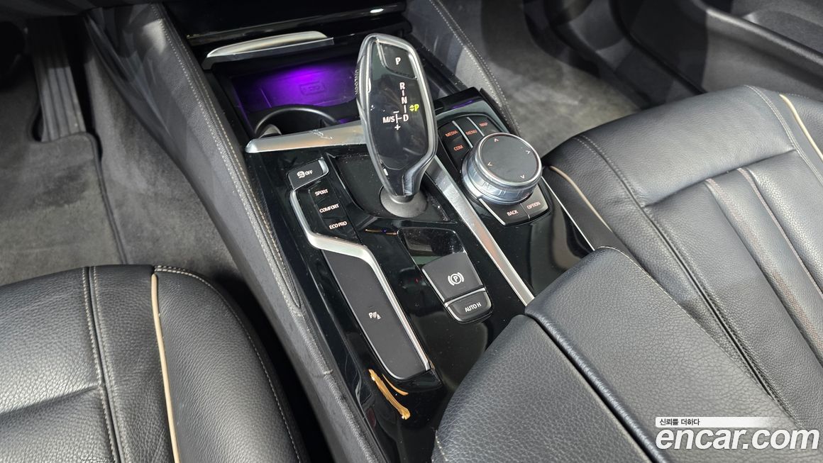 BMW 5-Series 2018