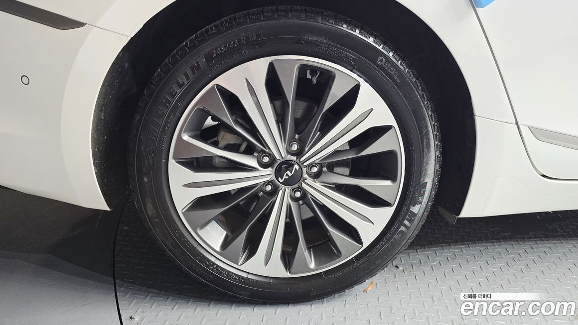 Kia K8 2022