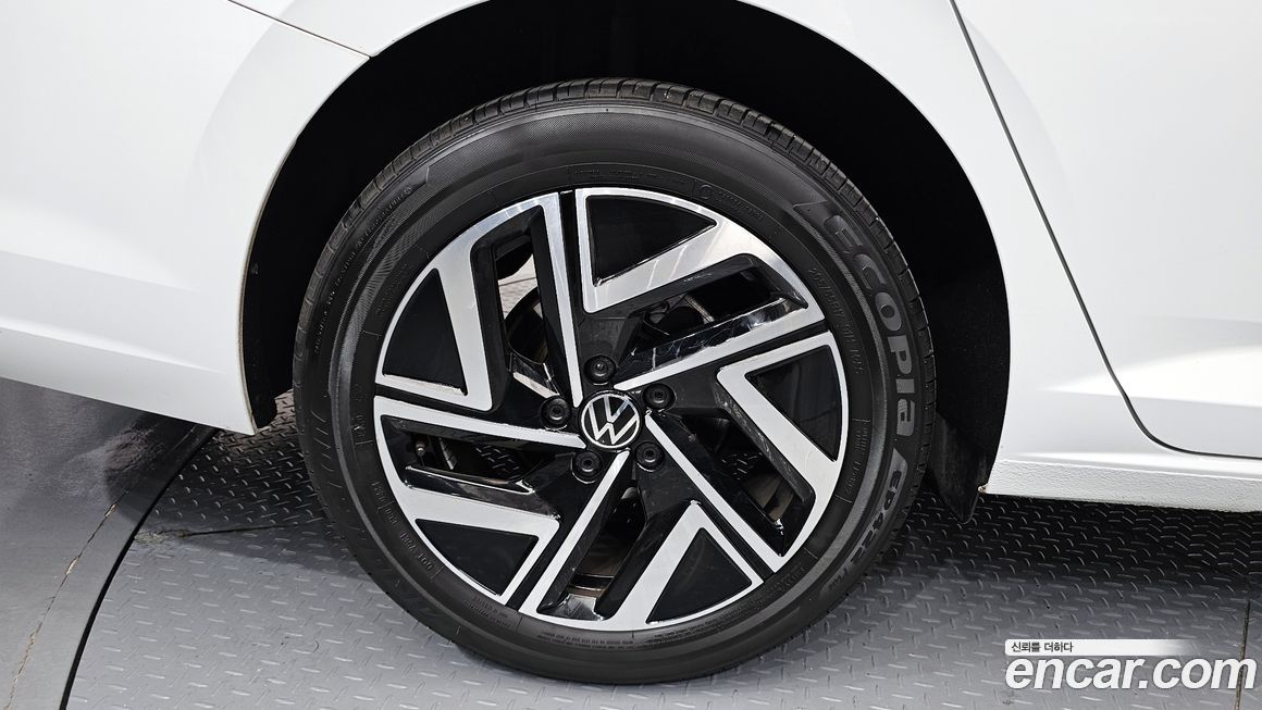 Volkswagen Jetta 2024