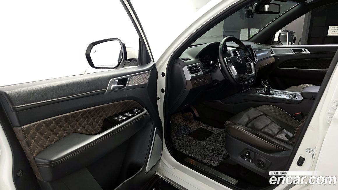 KG_Mobility_Ssangyong Rexton 2023