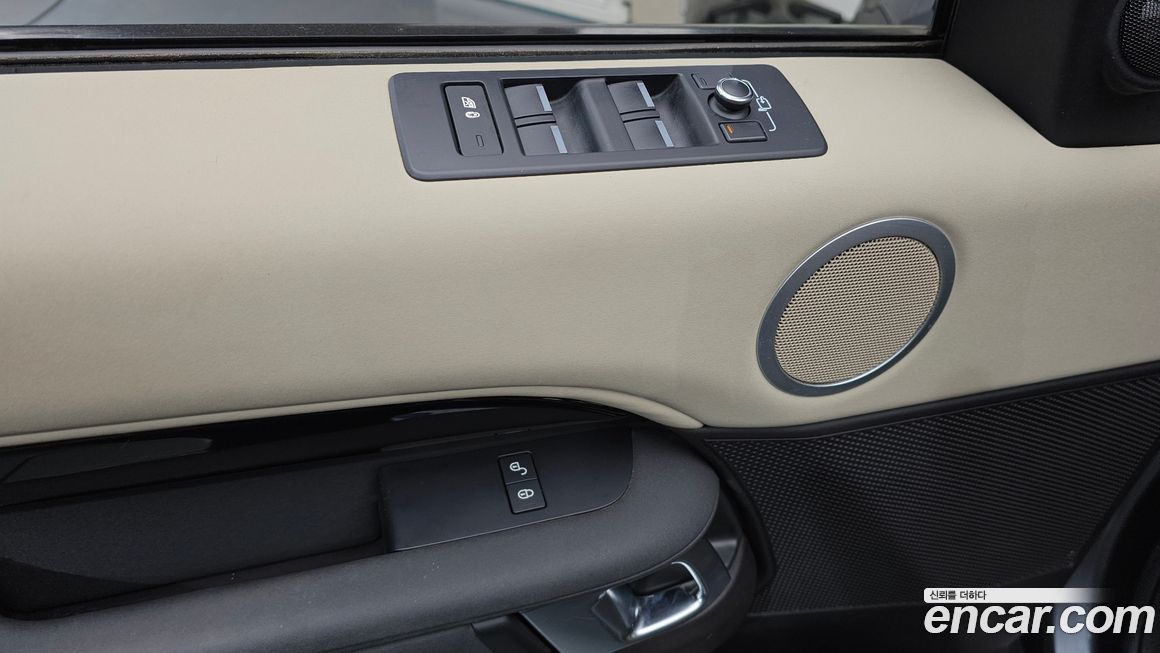 Land Rover Discovery 2019