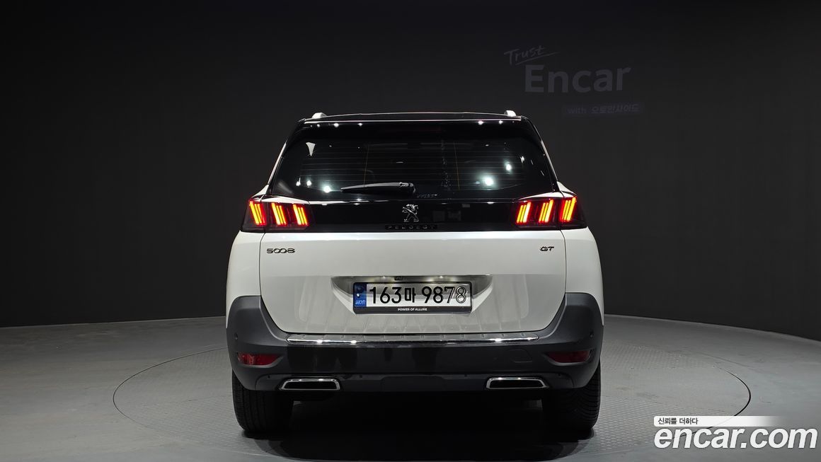 Peugeot 5008 2022