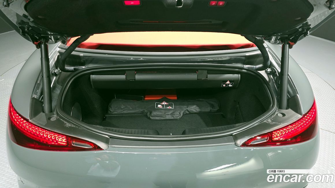 Mercedes-Benz SL-Class 2024