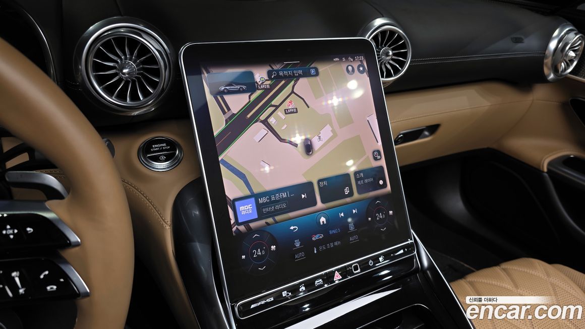 Mercedes-Benz SL-Class 2024