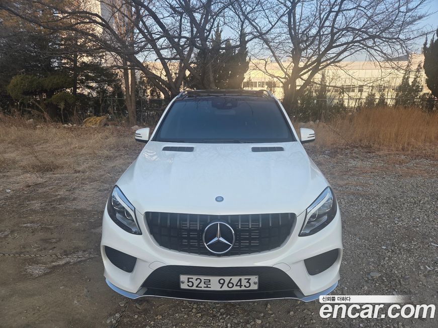 Mercedes-Benz GLE-Class 2017