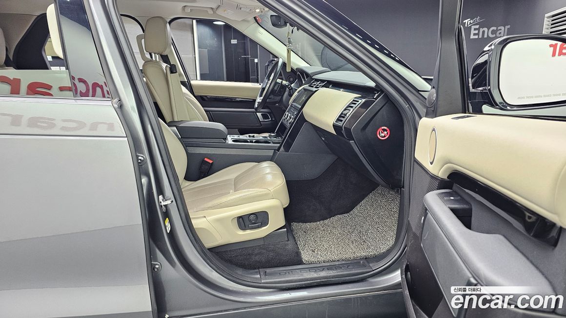 Land Rover Discovery 2019