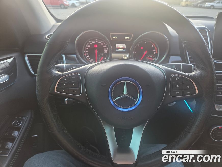 Mercedes-Benz GLE-Class 2017