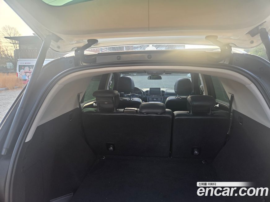 Mercedes-Benz GLE-Class 2017