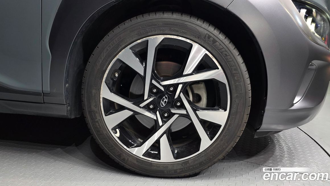 Hyundai Kona 2021
