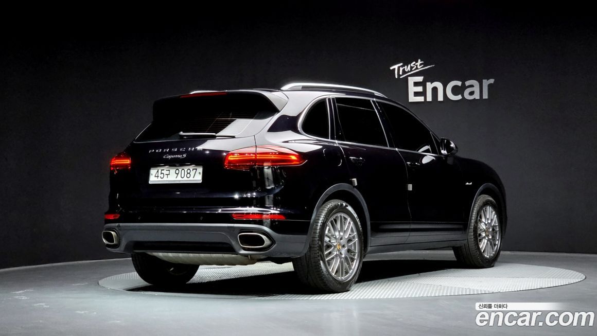 Porsche Cayenne 2015