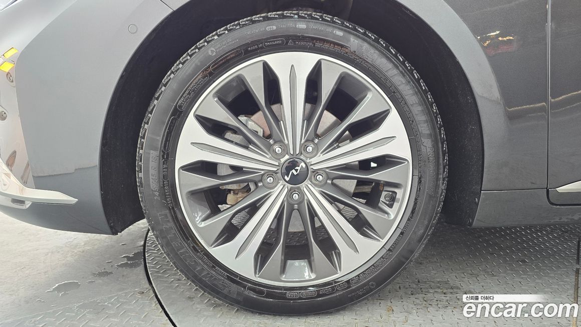 Kia K8 2023
