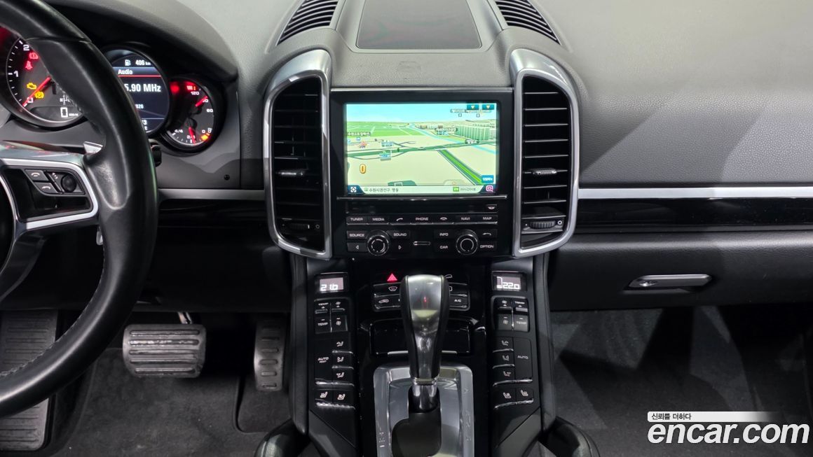 Porsche Cayenne 2015