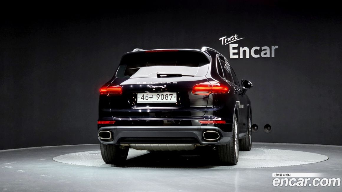 Porsche Cayenne 2015