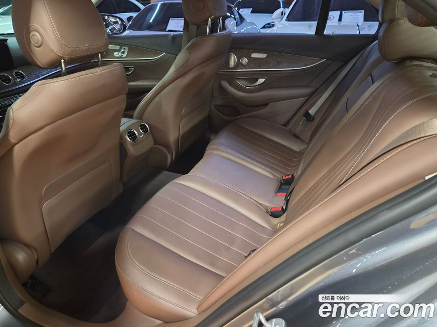 Mercedes-Benz E-Class 2018