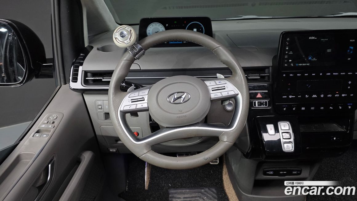 Hyundai Staria 2023