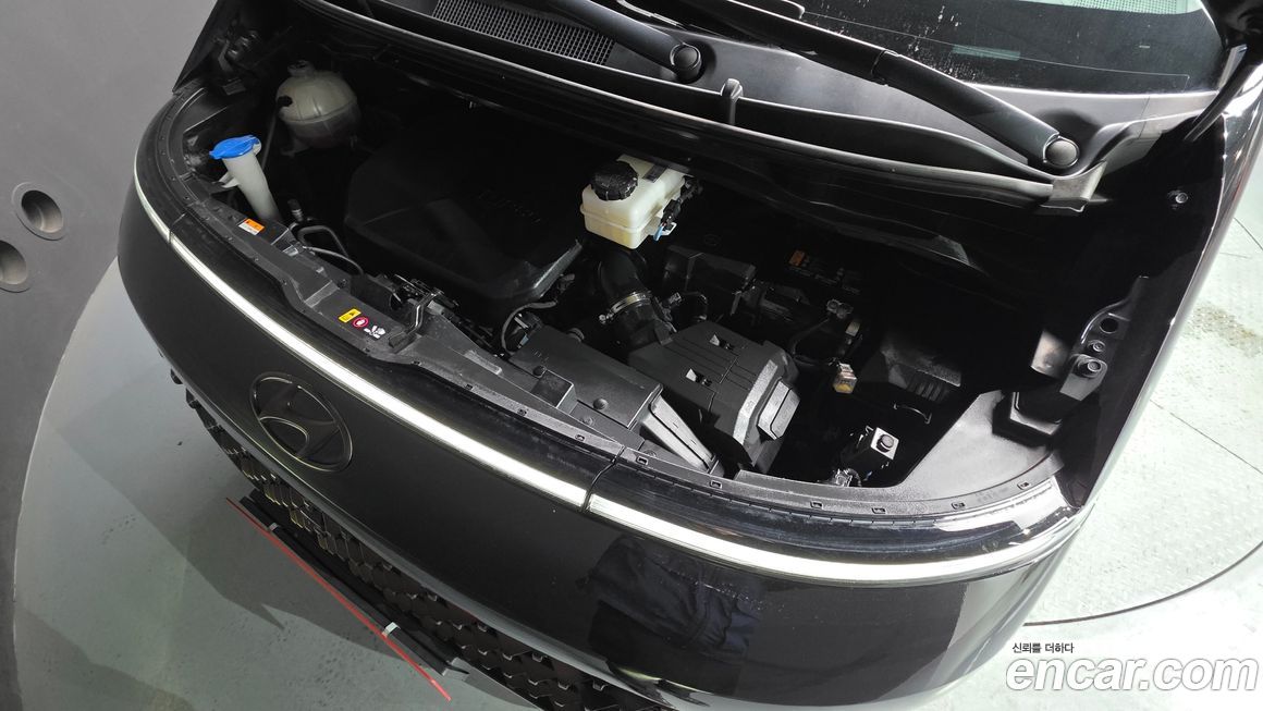 Hyundai Staria 2023