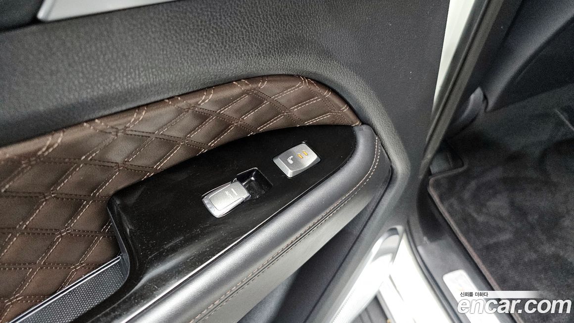 KG_Mobility_Ssangyong Rexton 2023