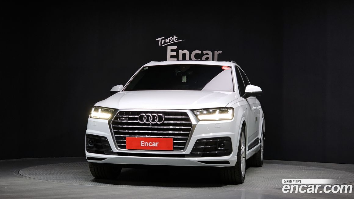 Audi Q7 2016