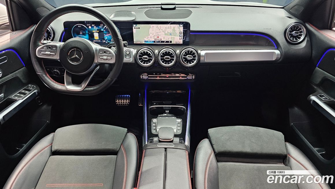 Mercedes-Benz GLB-Class 2021