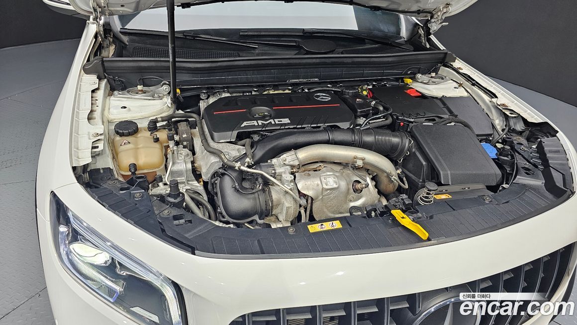 Mercedes-Benz GLB-Class 2021