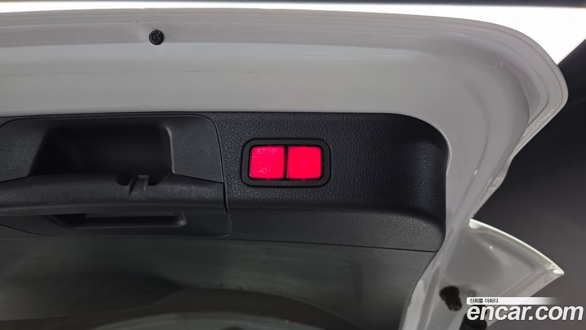 Mercedes-Benz GLB-Class 2021