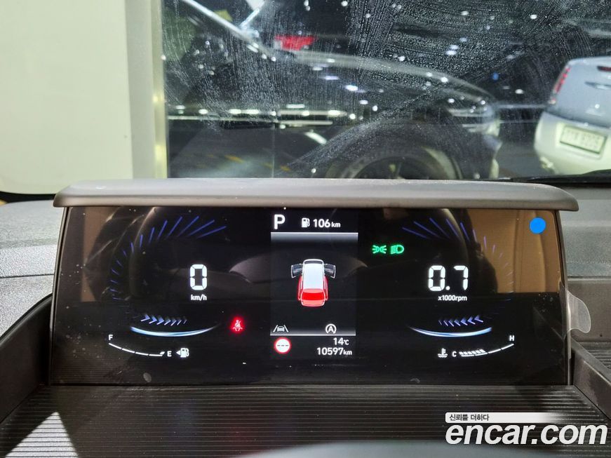 Hyundai Staria 2025