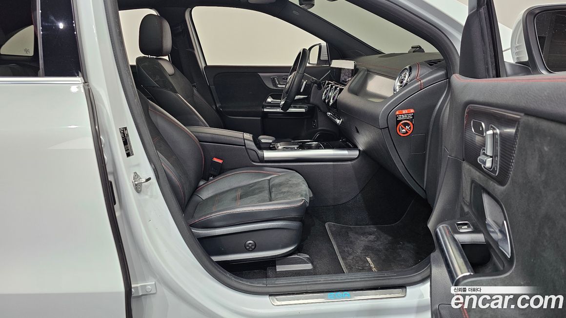 Mercedes-Benz EQA 2022