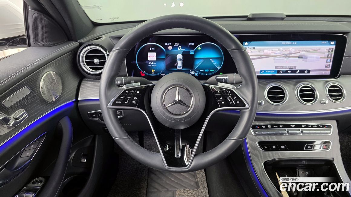 Mercedes-Benz E-Class 2022