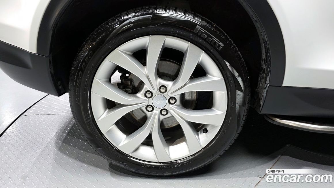 Land Rover Discovery Sport 2022