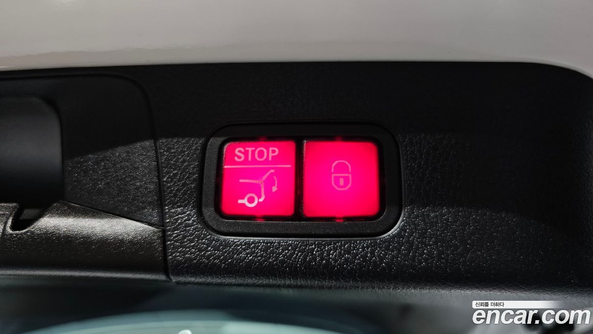 Mercedes-Benz GLB-Class 2021