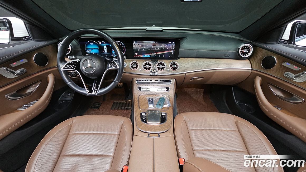 Mercedes-Benz E-Class 2021