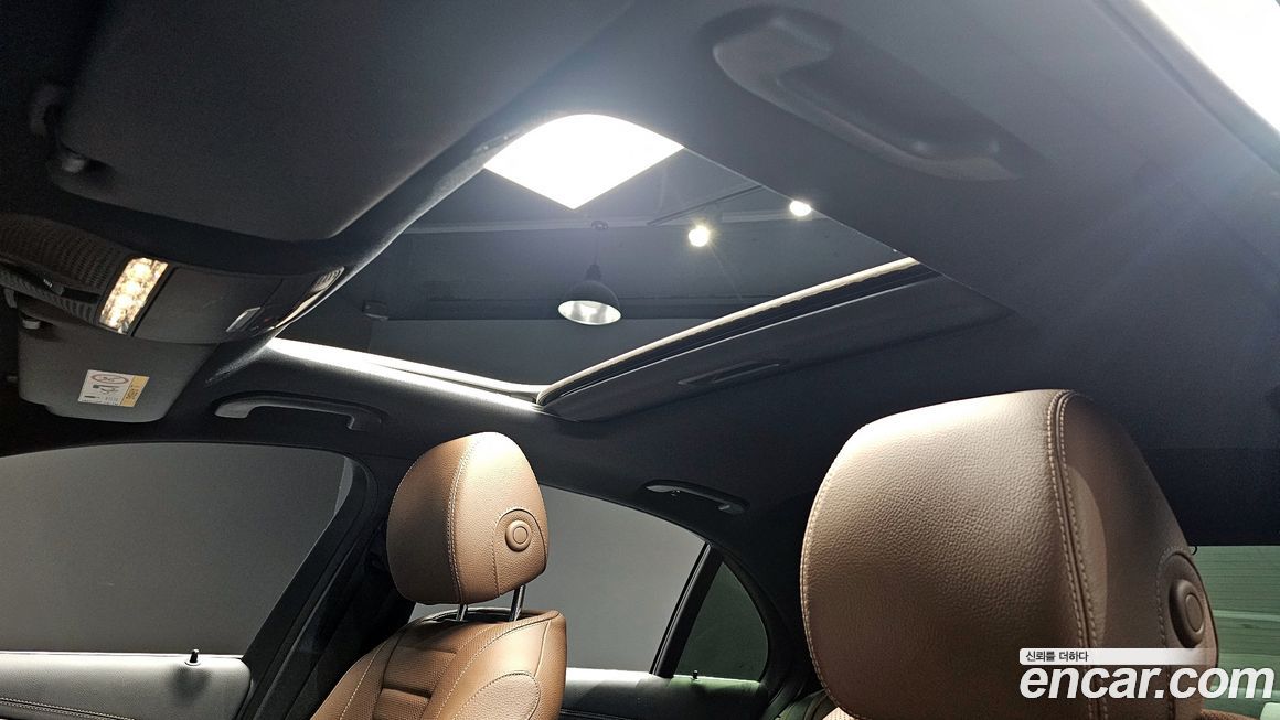 Mercedes-Benz E-Class 2021