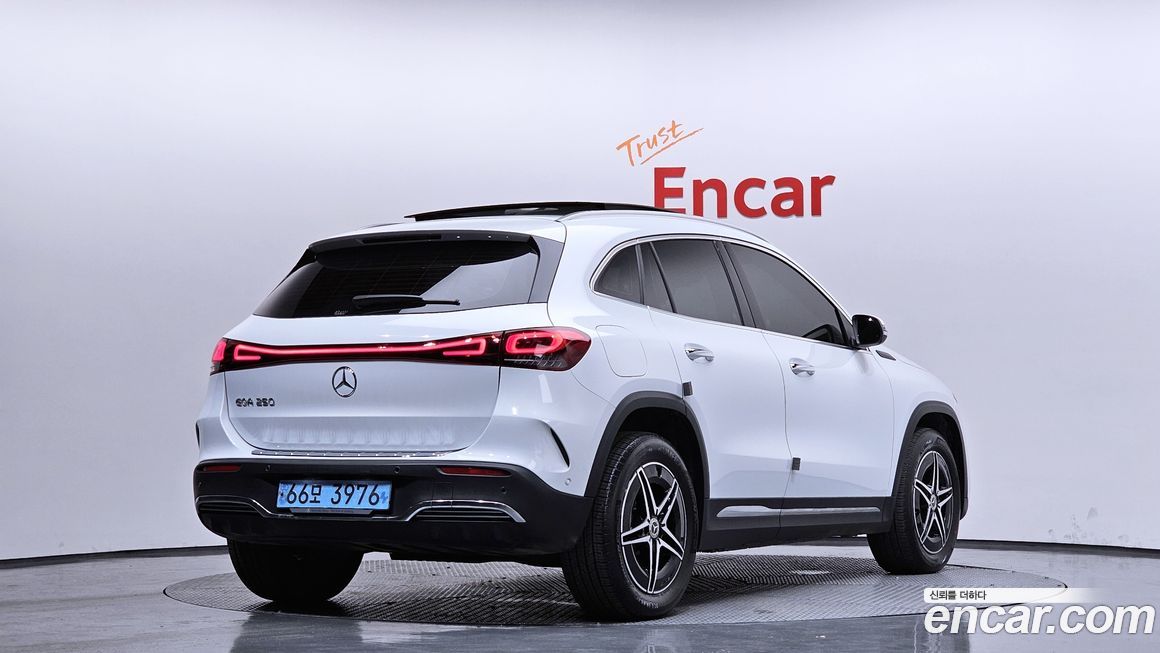 Mercedes-Benz EQA 2022