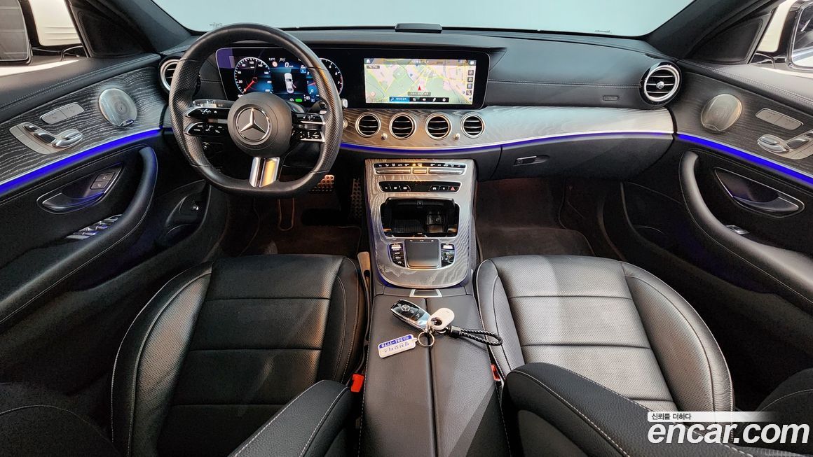 Mercedes-Benz E-Class 2022