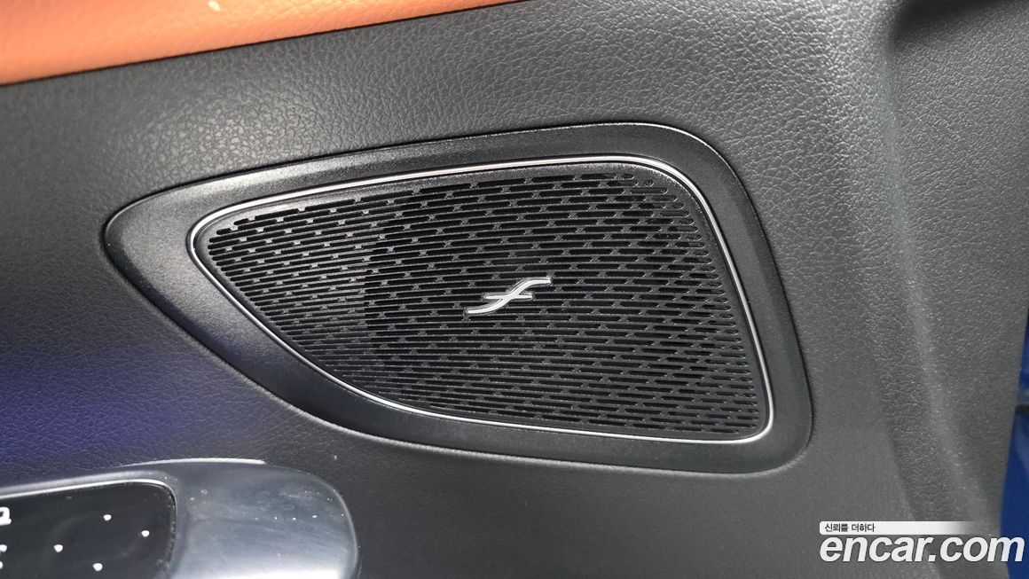 Mercedes-Benz C-Class 2022