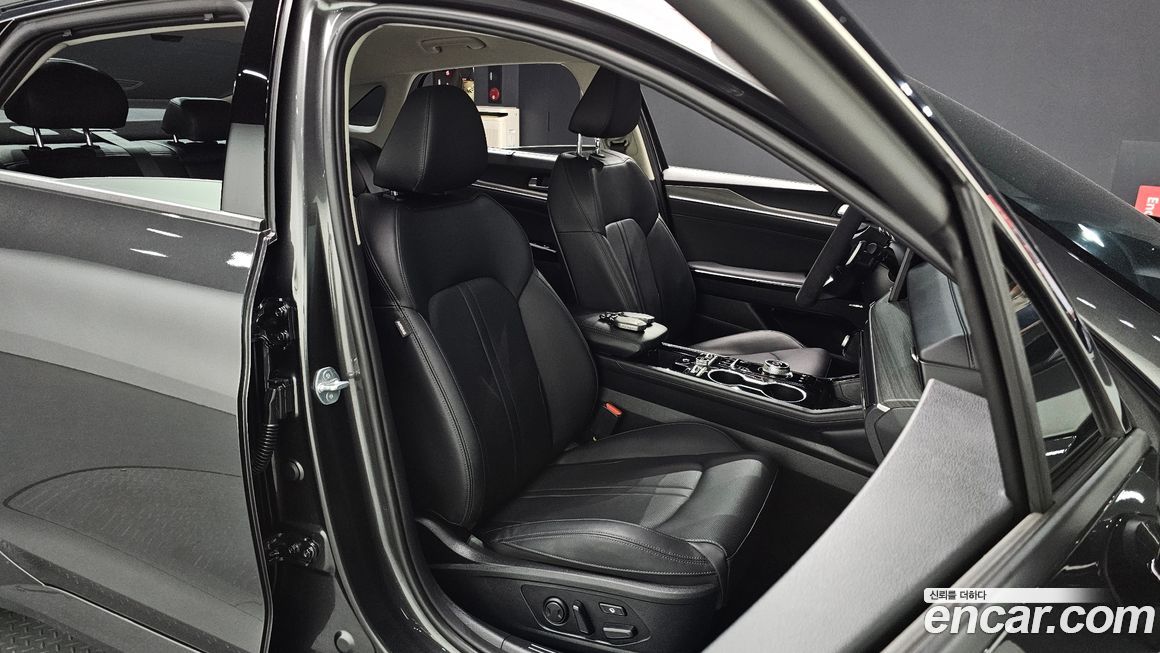 Kia K5 2025